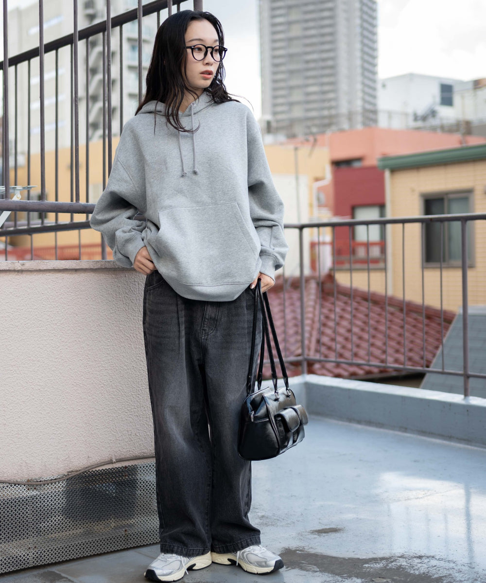 ブラック モデル：161cm S着用