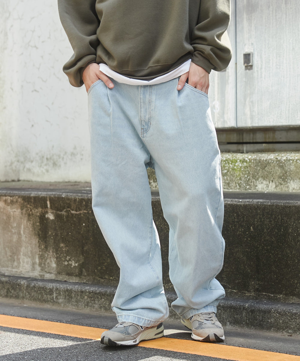 デニム淡色 モデル：180cm L着用