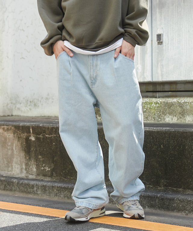 デニム淡色 モデル：180cm L着用