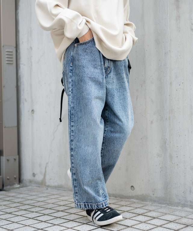 デニム中濃加工色 モデル：161cm S着用