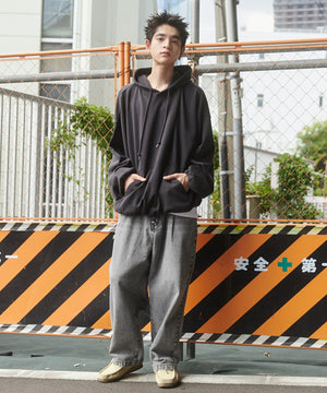 グレー モデル：180cm L着用