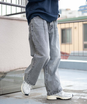 グレー モデル：161cm S着用