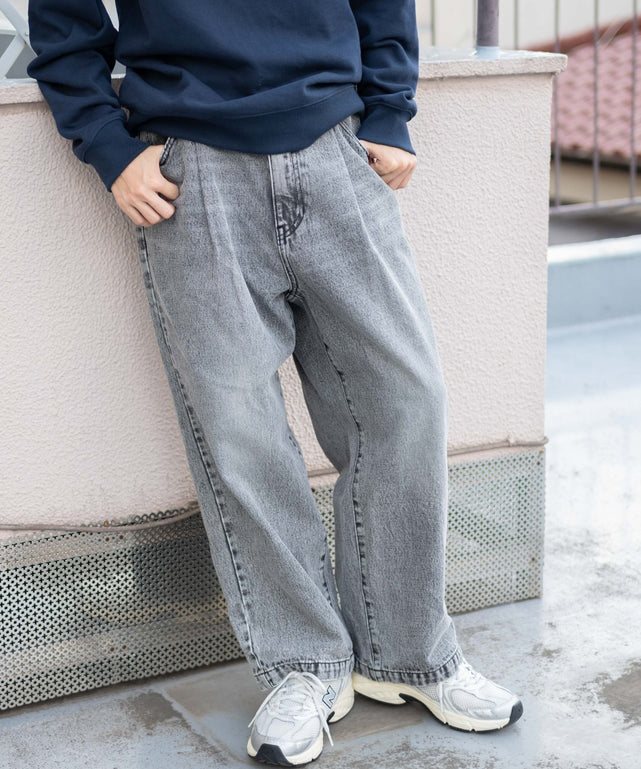 グレー モデル：161cm S着用