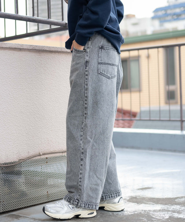 グレー モデル：161cm S着用