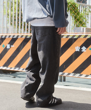 ブラック モデル：180cm L着用