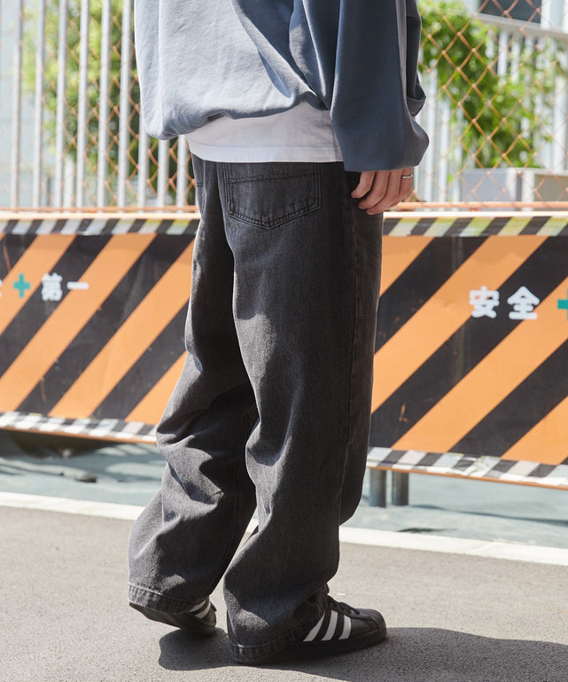 ブラック モデル：180cm L着用