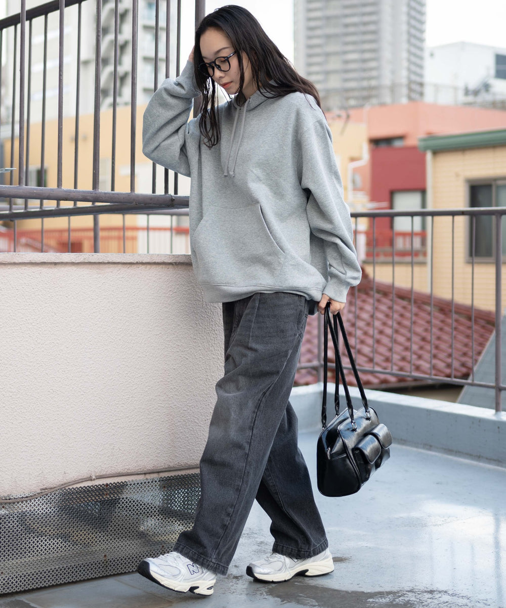 ブラック モデル：161cm S着用