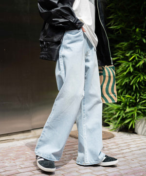 デニム淡色 モデル：161cm S着用