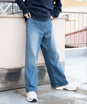 デニム中濃色 モデル：161cm S着用