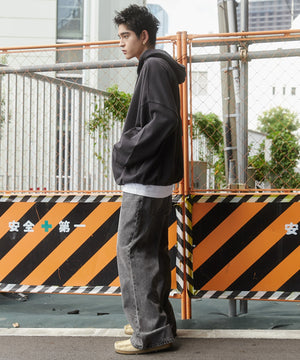 グレー モデル：180cm L着用