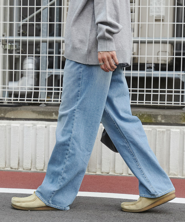 デニム淡色 モデル：180cm L着用