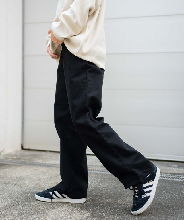 ブラック モデル：172cm L着用