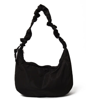 ハーフムーンドロストショルダー