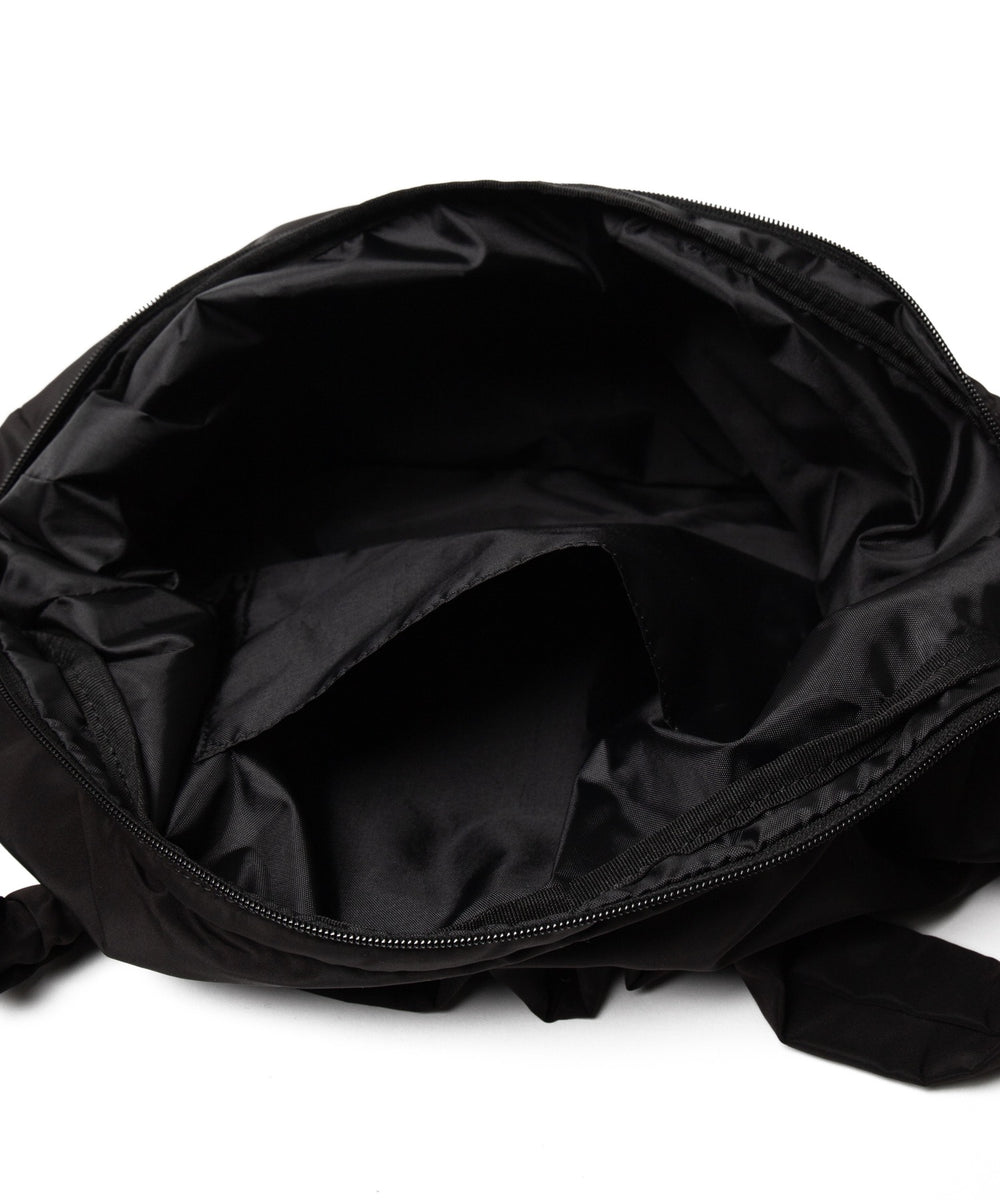 ハーフムーンドロストショルダー