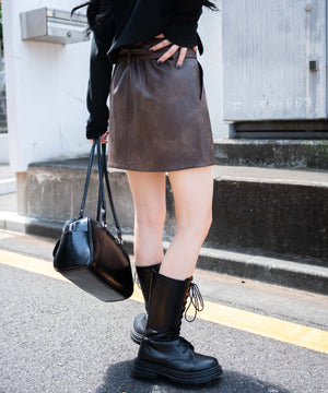 ブラウン　モデル:155cm F着用