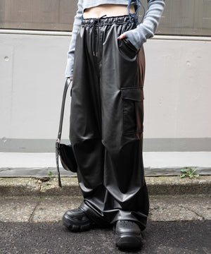 ブラック　モデル:155cm F着用