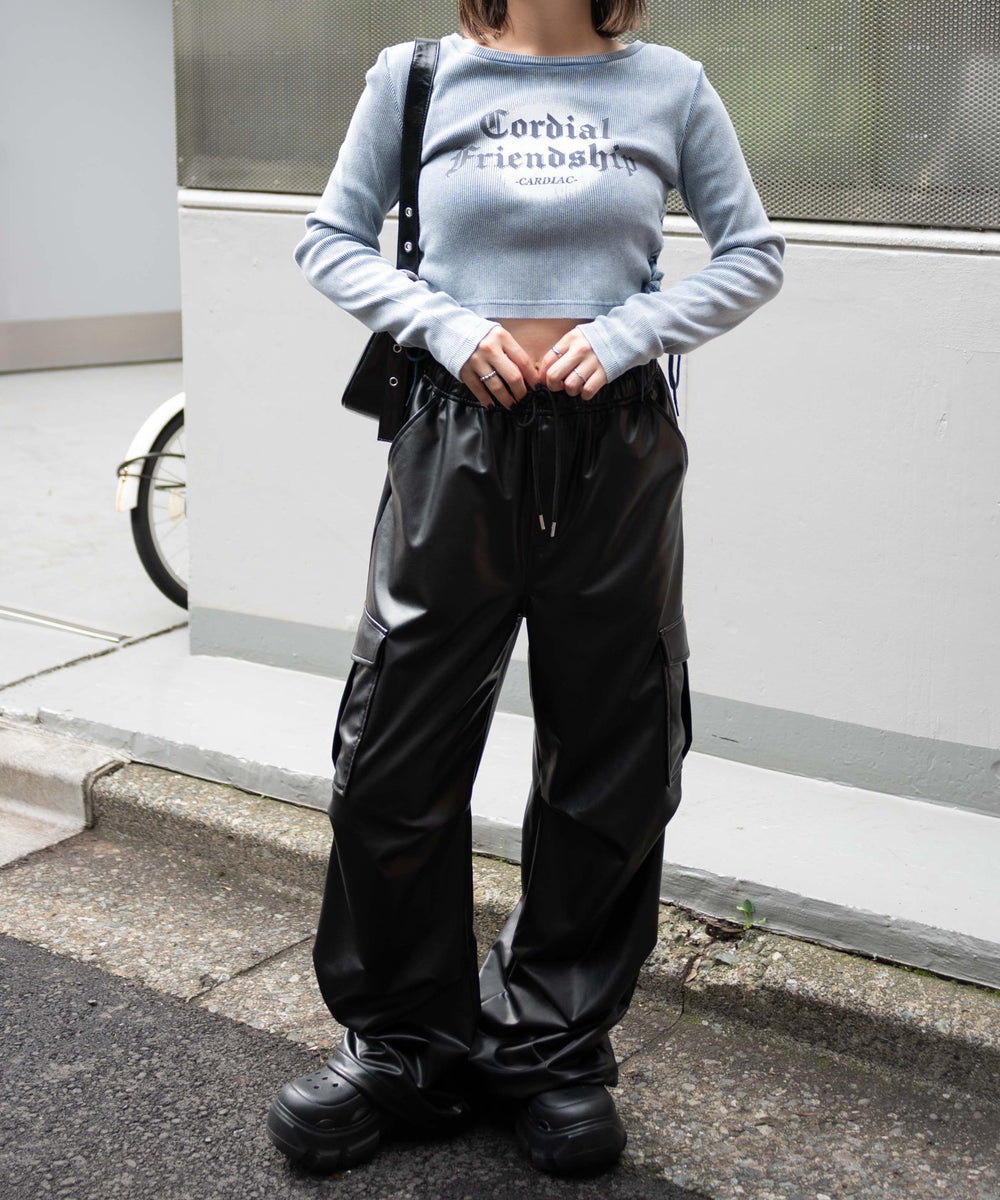 ブラック　モデル:155cm F着用