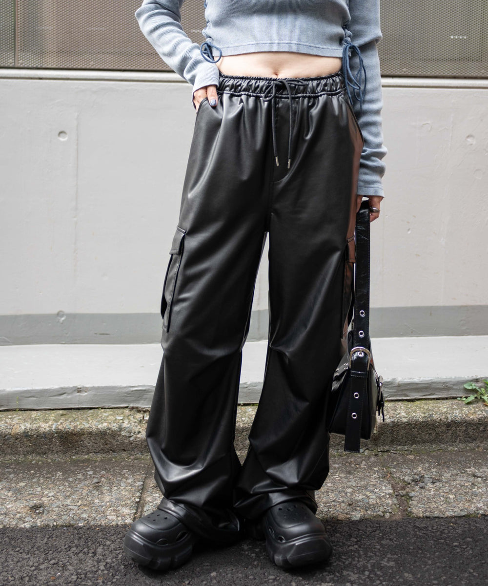 ブラック　モデル:155cm F着用