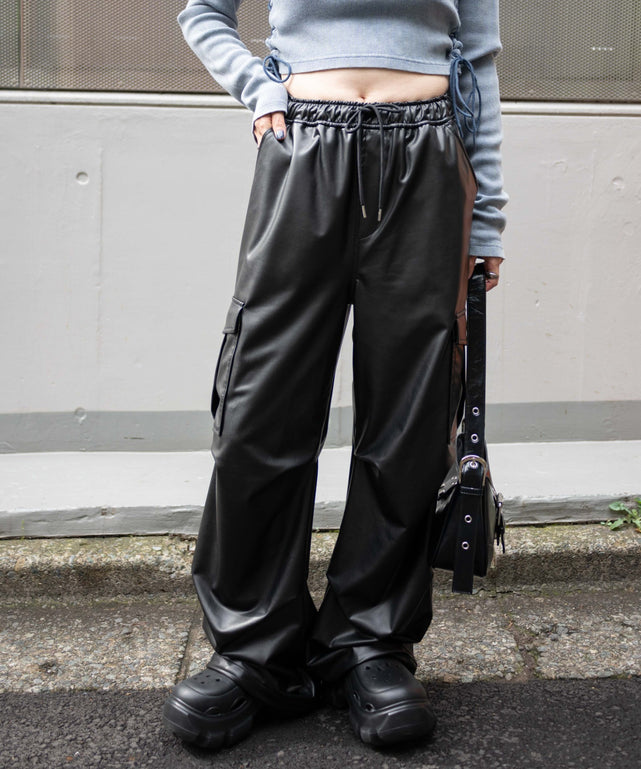 ブラック　モデル:155cm F着用