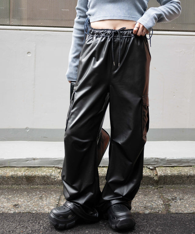 ブラック　モデル:155cm F着用