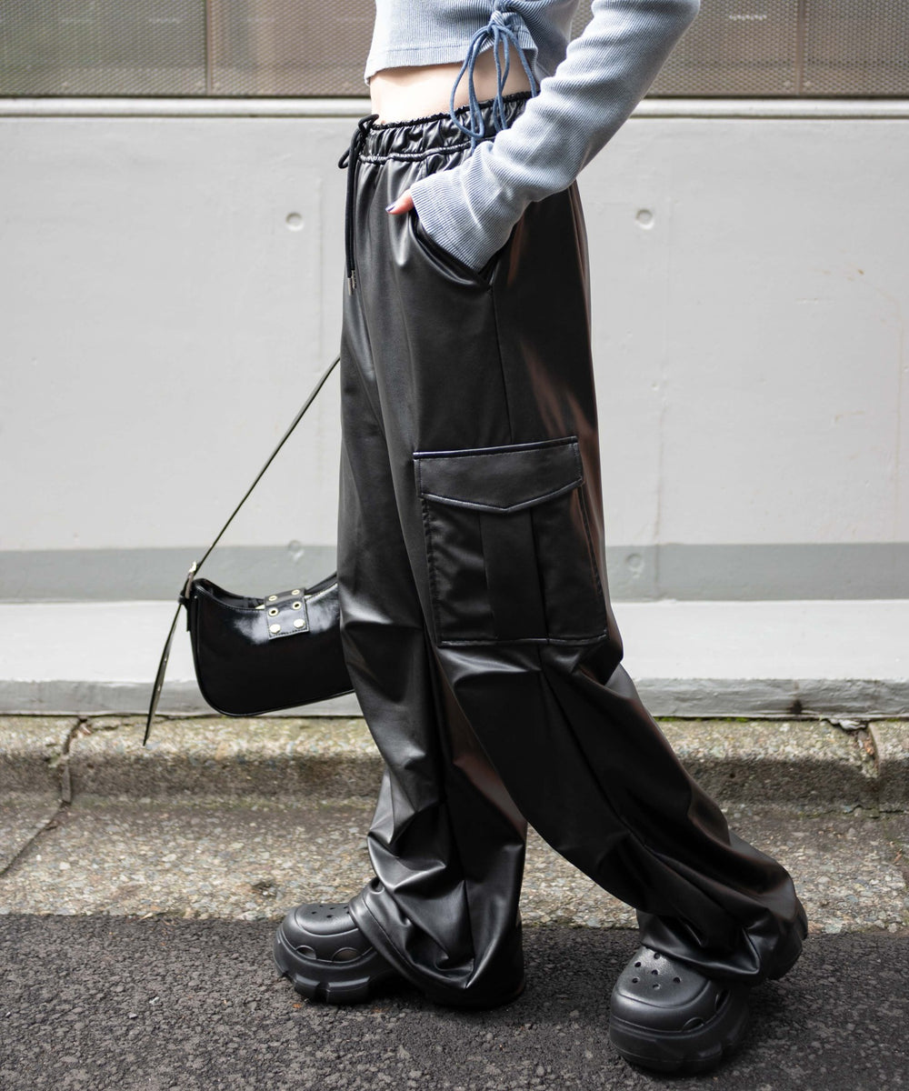 ブラック　モデル:155cm F着用