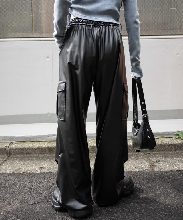 ブラック　モデル:155cm F着用