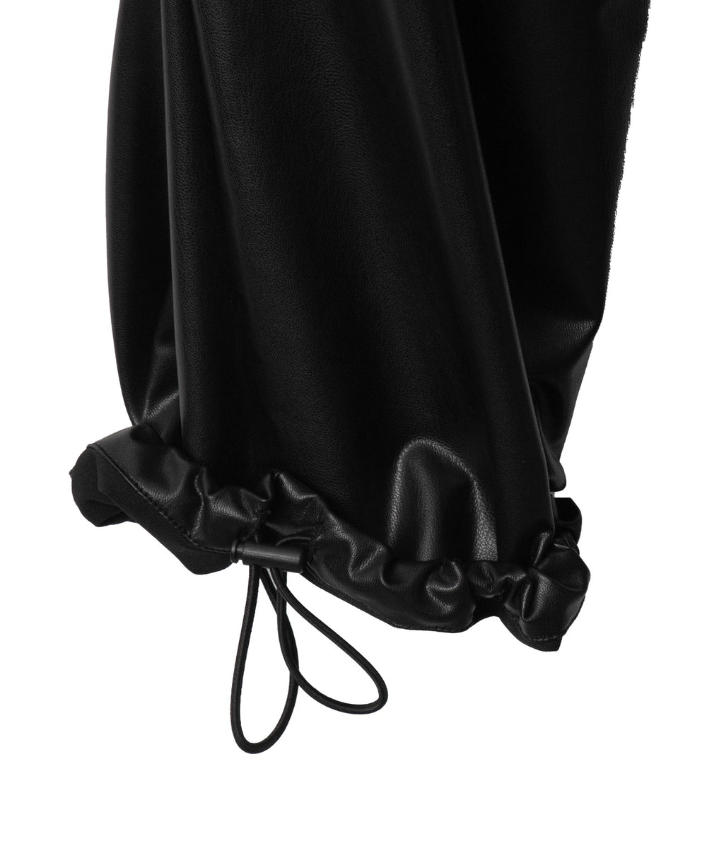 合皮パラシュートカーゴパンツ