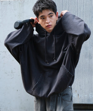 ブラックソノタ モデル：180cm L着用