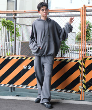 グレーソノタ モデル：180cm L着用