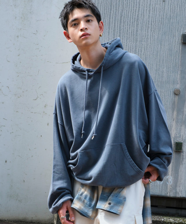 ブルーソノタ モデル：180cm L着用