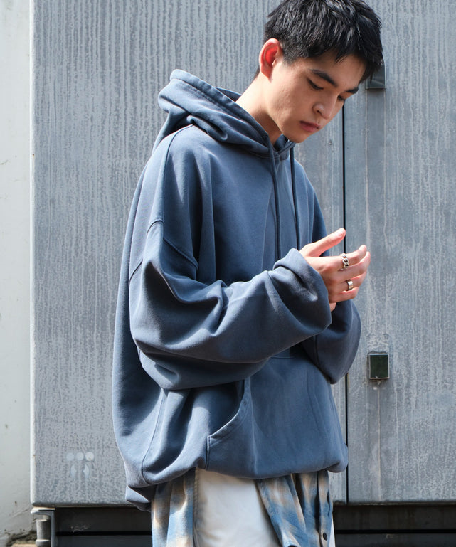 ブルーソノタ モデル：180cm L着用