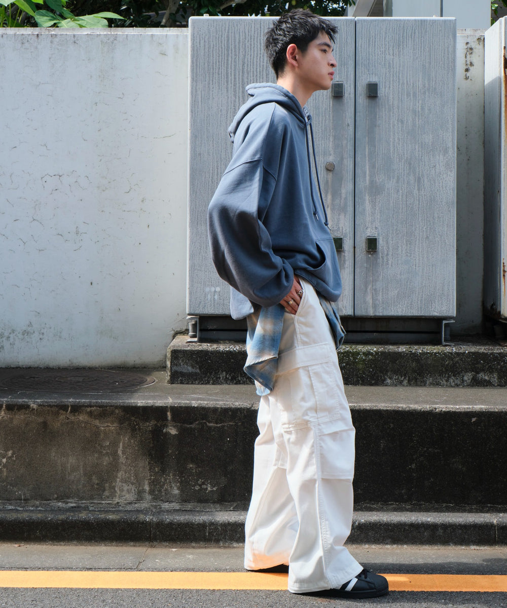 ブルーソノタ モデル：180cm L着用