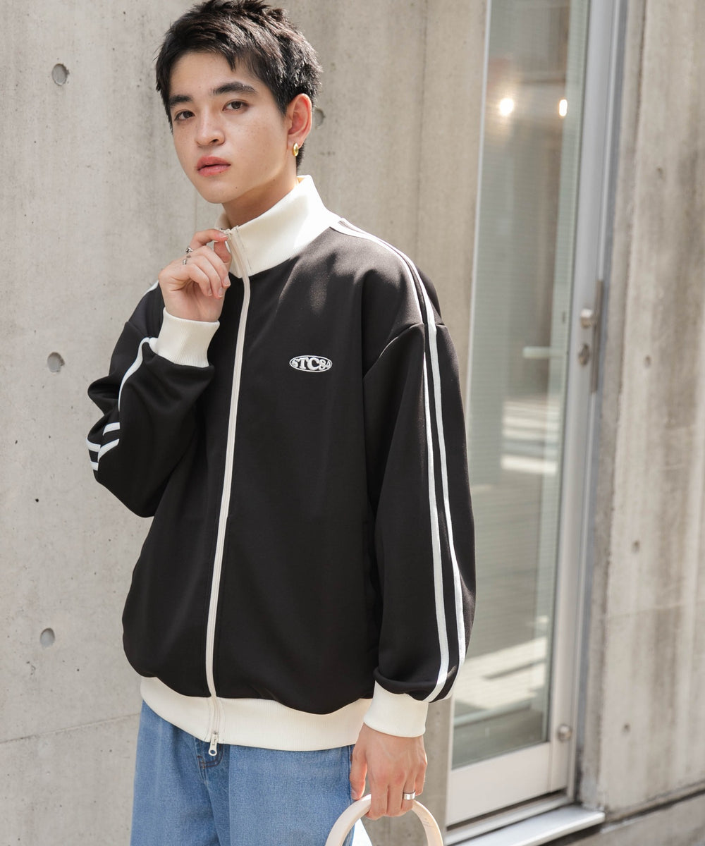 ブラック モデル：180cm L着用