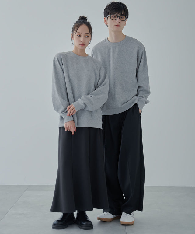 リラックスフィットスウェットプルオーバー