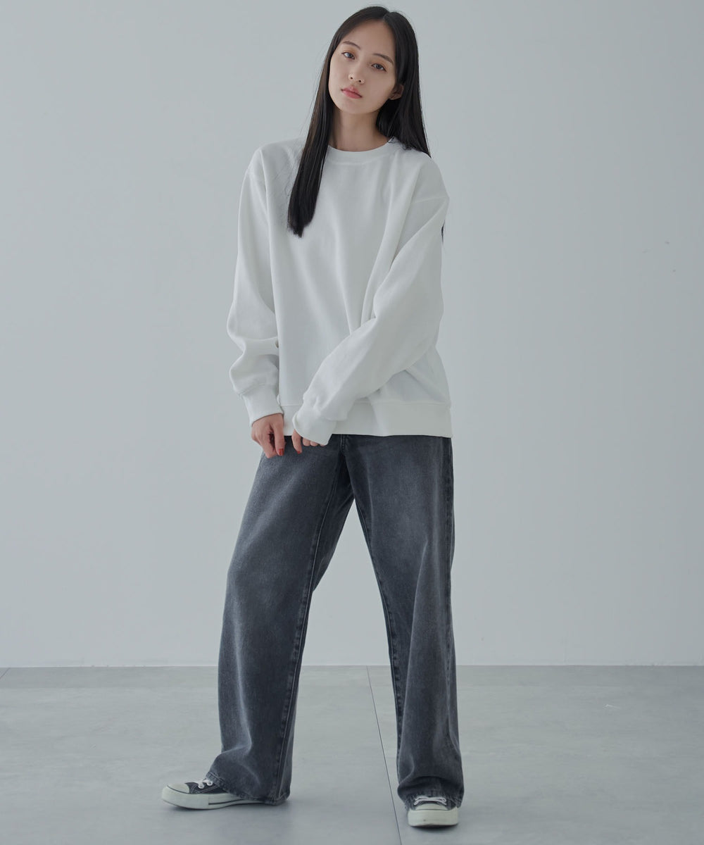 ホワイト　モデル:160cm S着用