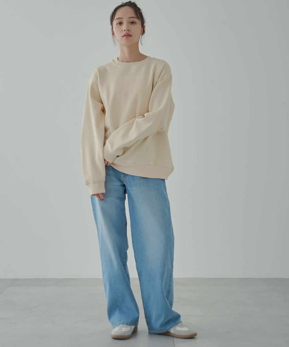 ベージュ　モデル:160cm S着用