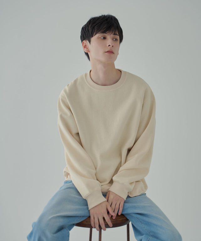 ベージュ　モデル:177cm L着用