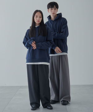 ブラウン　モデル:177cm L着用