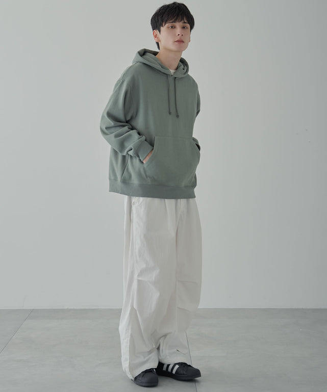 グリーン　モデル:177cm L着用