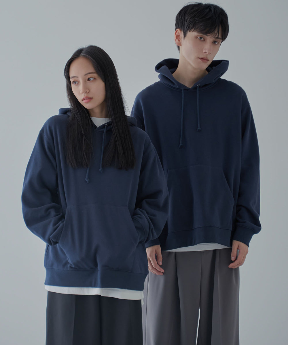 ブラウン　モデル:177cm L着用