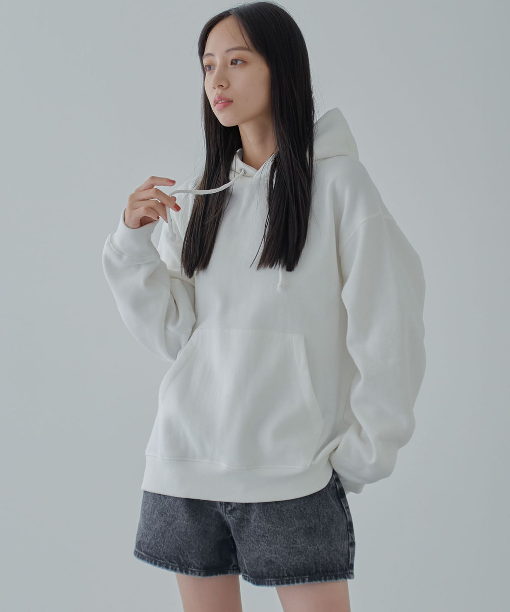 ホワイト 　モデル:160cm S着用