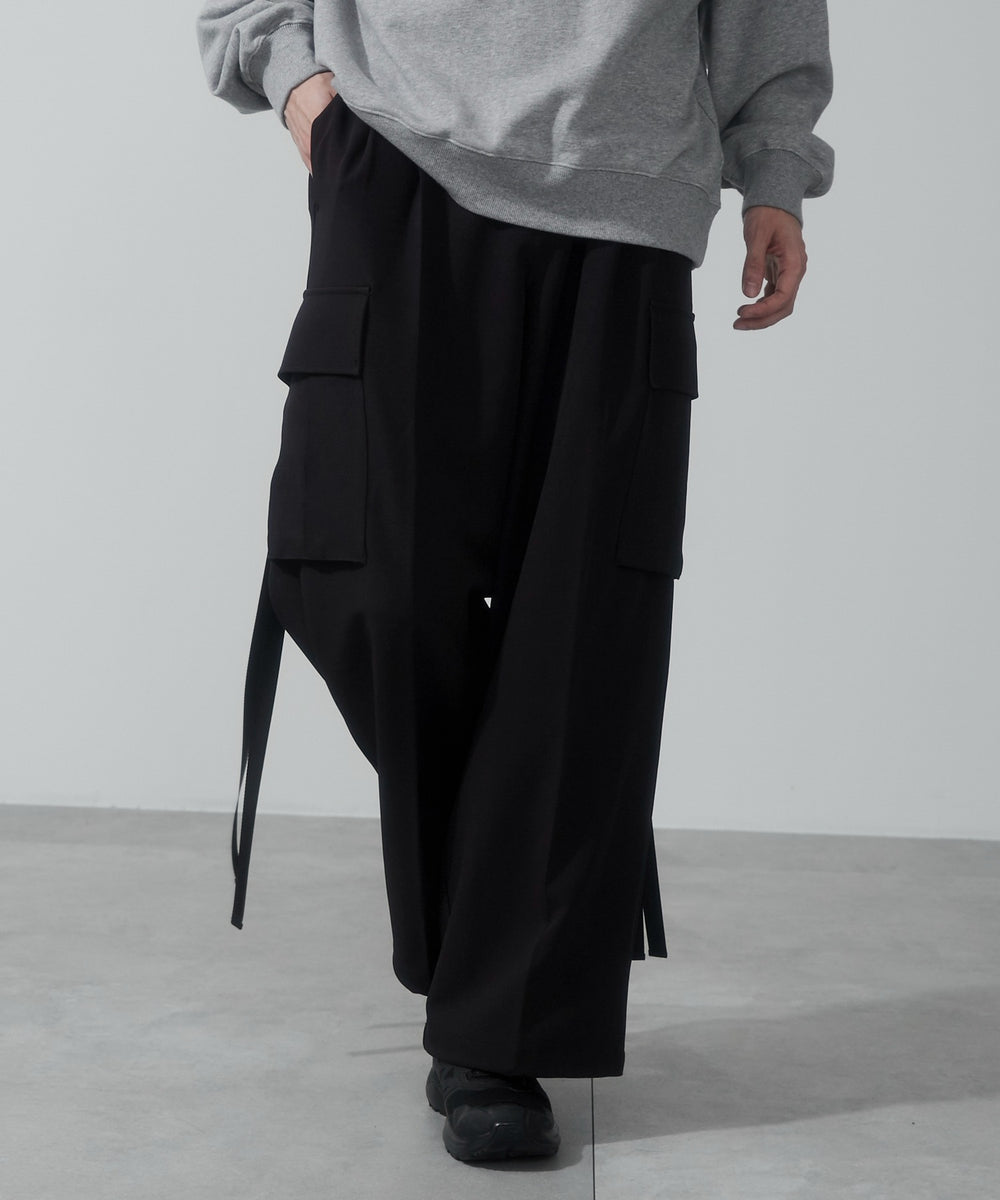 ブラック モデル：180cm L着用