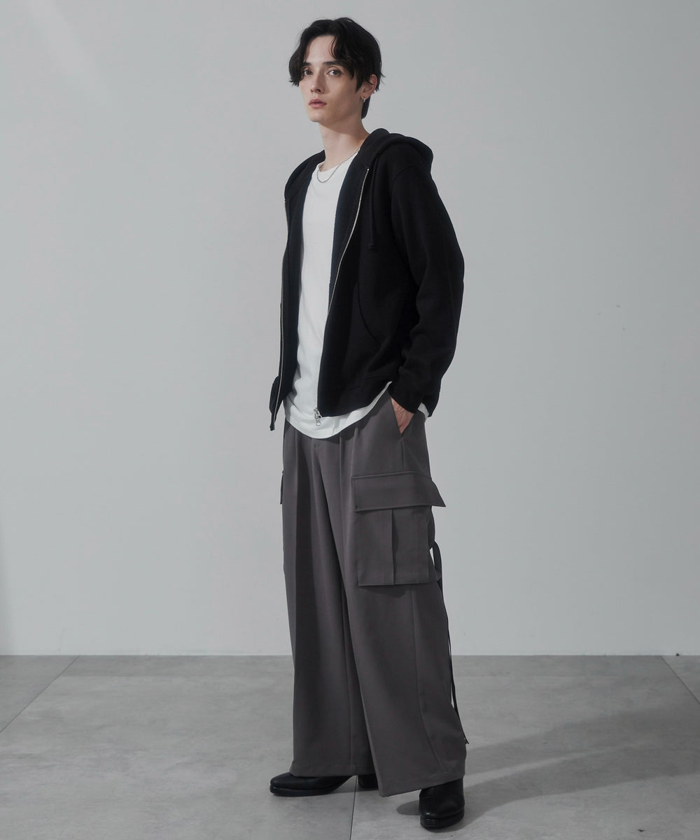 Dグレー モデル：180cm L着用