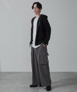 Dグレー モデル：180cm L着用