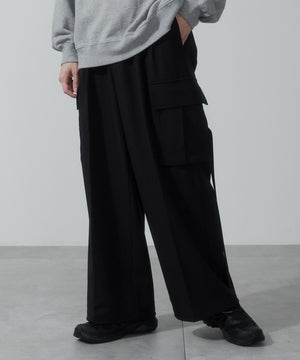 ブラック モデル：180cm L着用