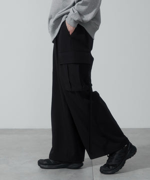 ブラック モデル：180cm L着用