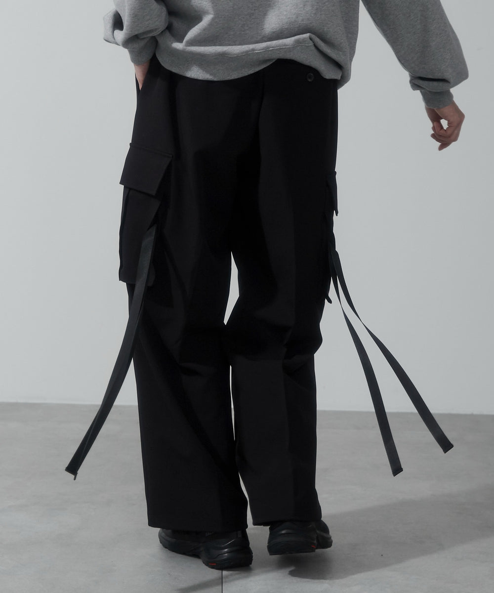 ブラック モデル：180cm L着用