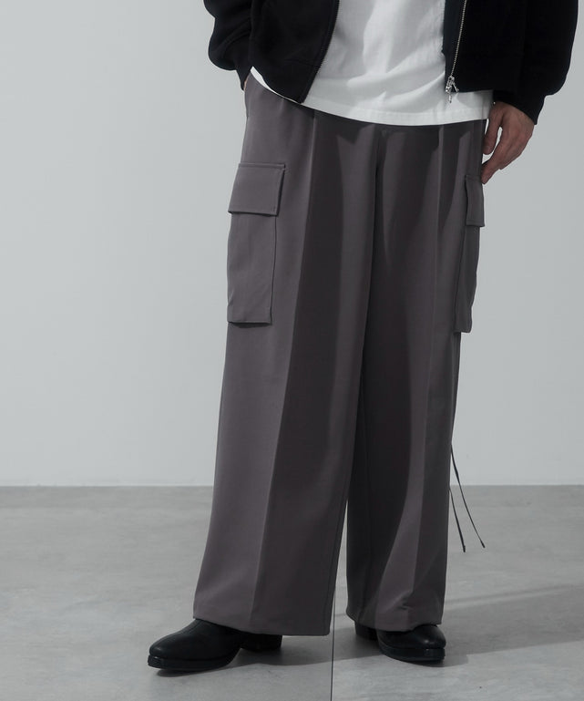 Dグレー モデル：180cm L着用