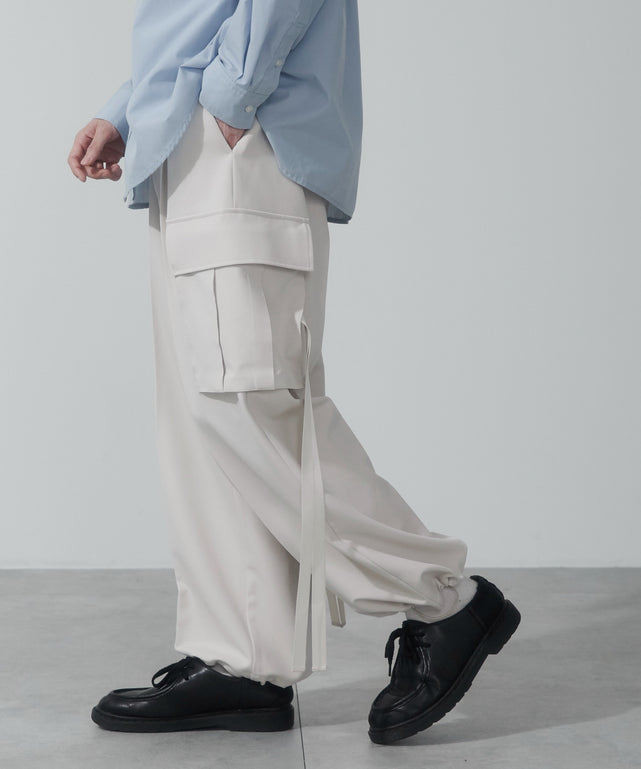 Lベージュ モデル：180cm L着用