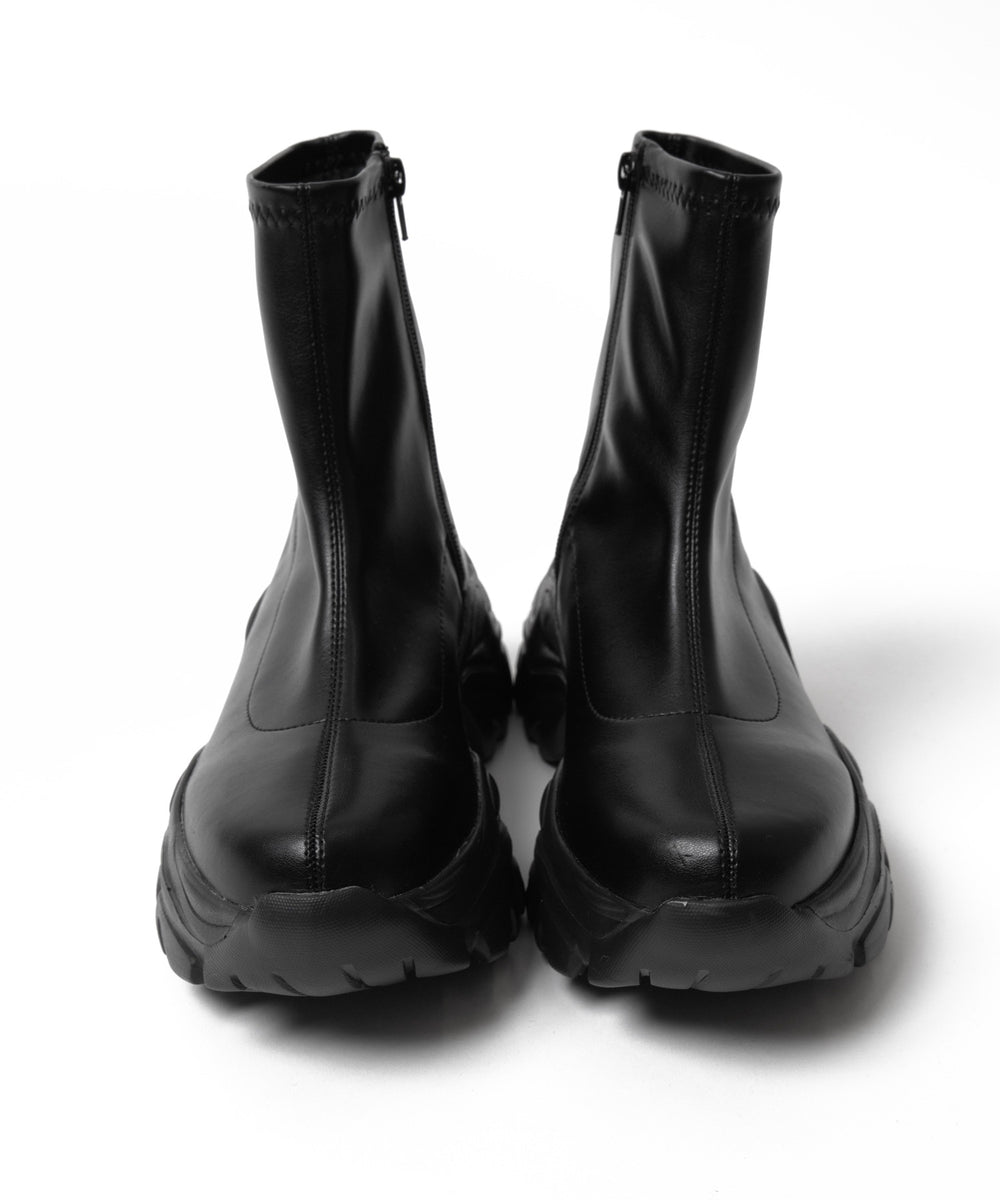 厚底スニーカーソールショートブーツ